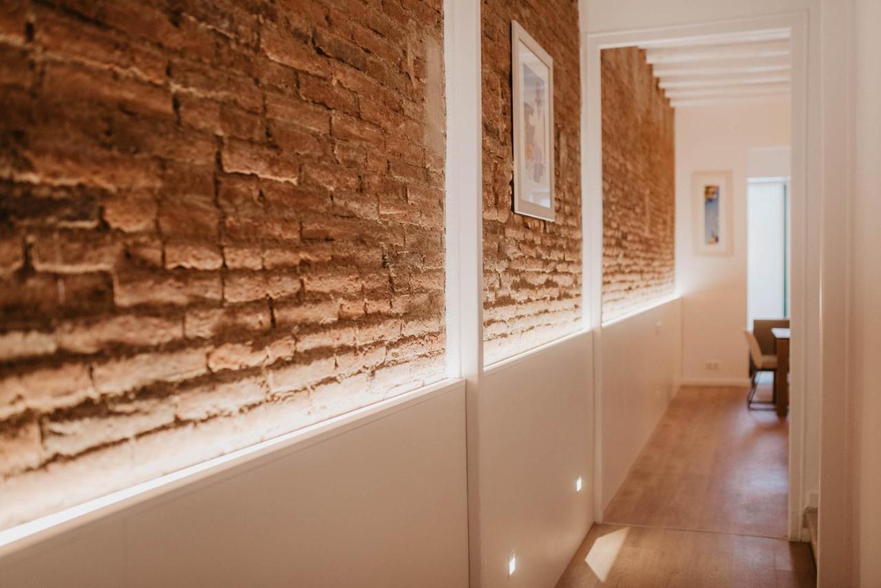 Petit Luxe Volta Bed and Breakfast Terrassa Buitenkant foto