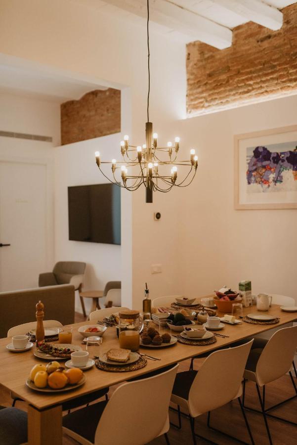 Petit Luxe Volta Bed and Breakfast Terrassa Buitenkant foto