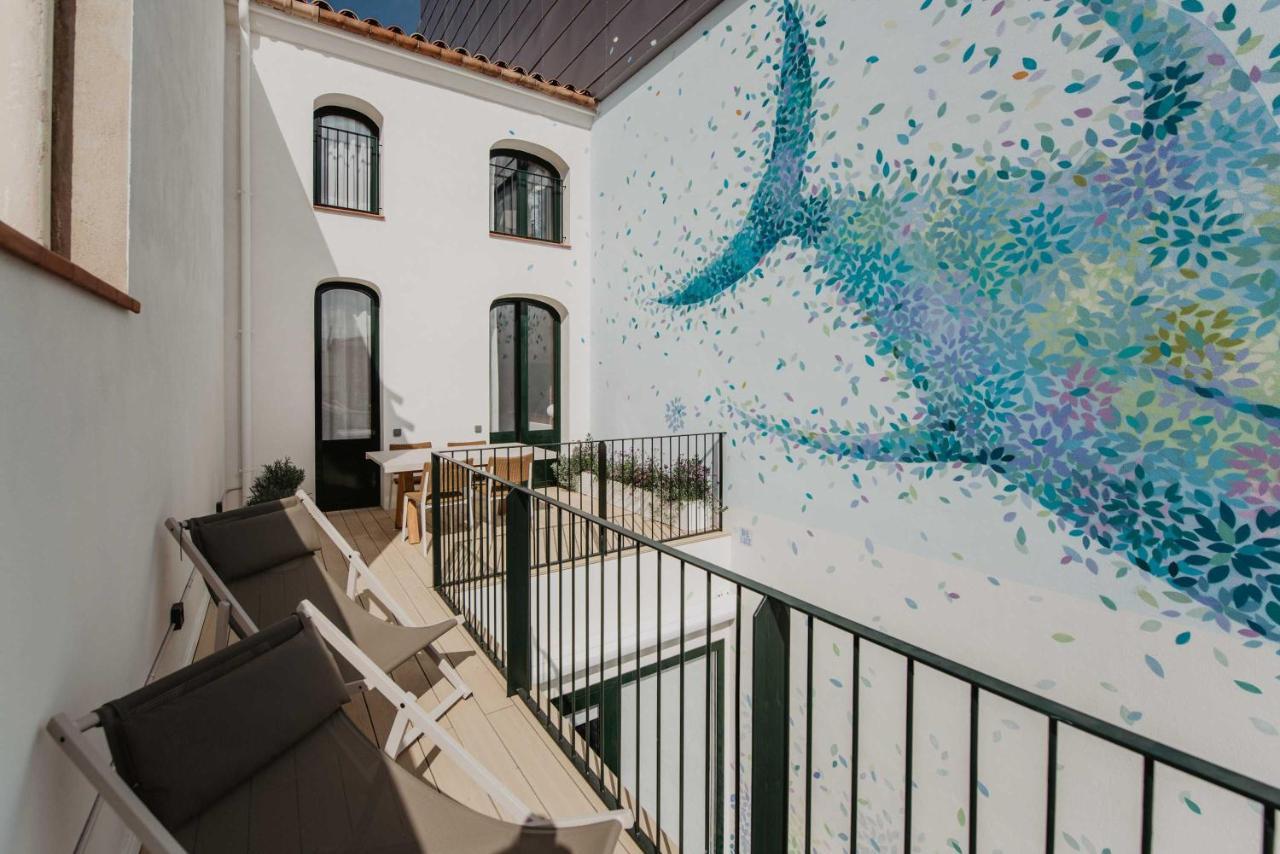 Petit Luxe Volta Bed and Breakfast Terrassa Buitenkant foto